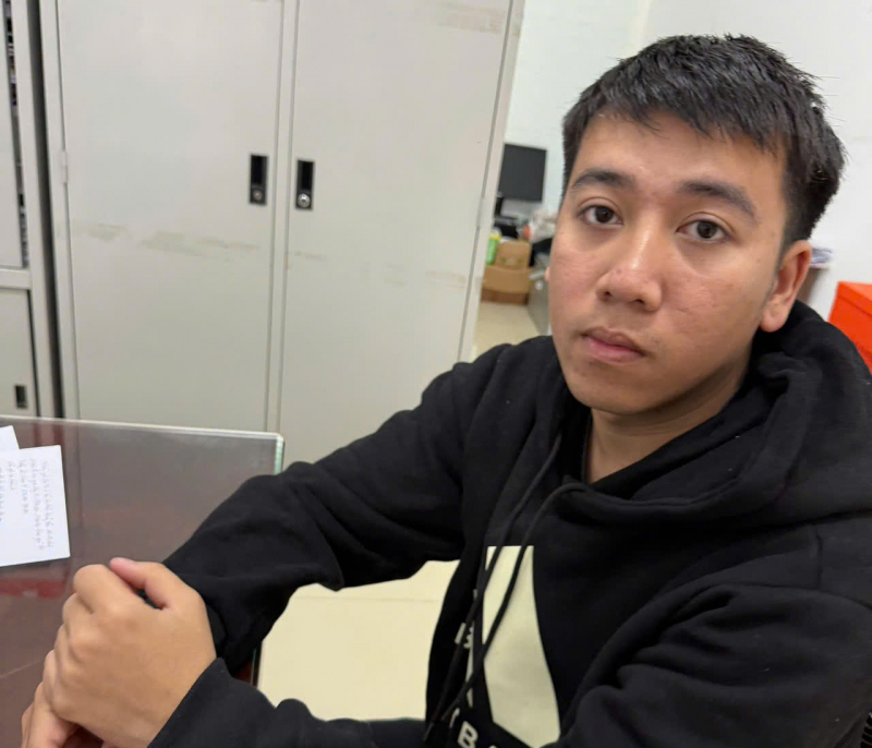 Triệt phá đường dây mua bán trái phép khí N₂O trên không gian mạng -1