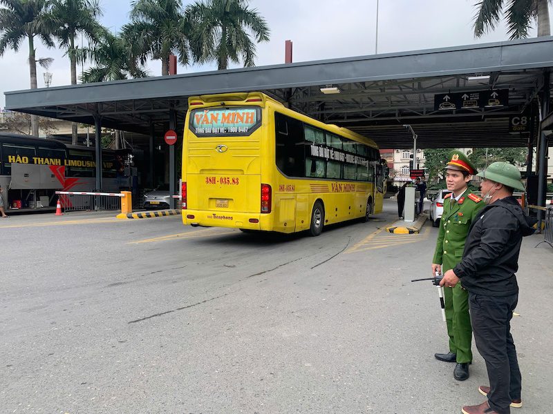 Công an Hà Nội tăng cường đảm bảo an ninh trật tự tại bến xe dịp Tết Nguyên đán Bính Ngọ -1