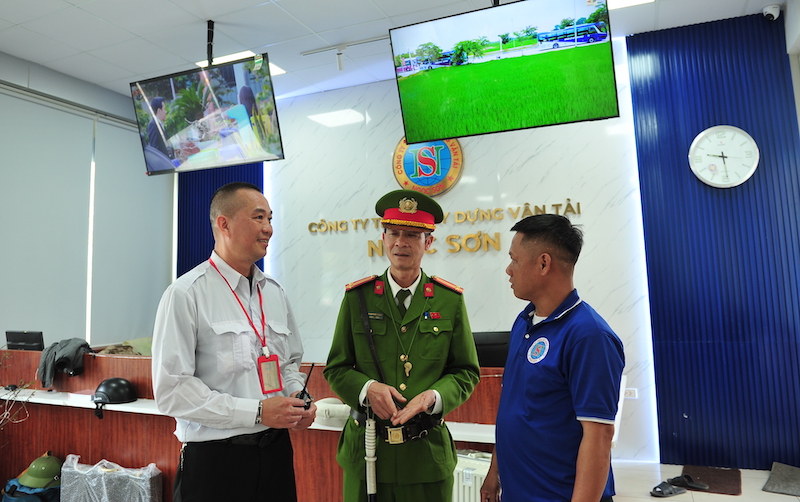 Công an Hà Nội tăng cường đảm bảo an ninh trật tự tại bến xe dịp Tết Nguyên đán Bính Ngọ -0