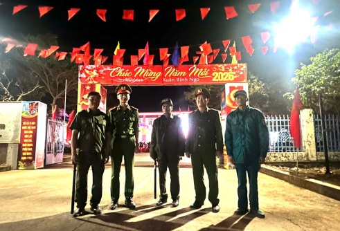 Công an xã Đắk Song nỗ lực vì Tết bình yên   -0