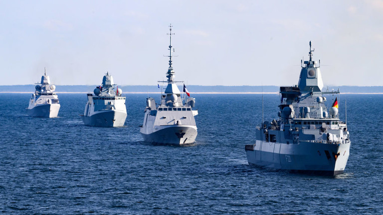 Nga cáo buộc NATO âm mưu phong tỏa hàng hải, biến Baltic-Bắc Cực thành 'doanh trại' -0