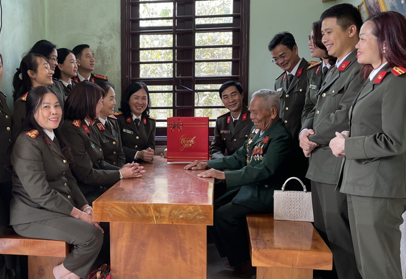 Người Anh hùng được Bác Hồ đặt tên qua đời -0