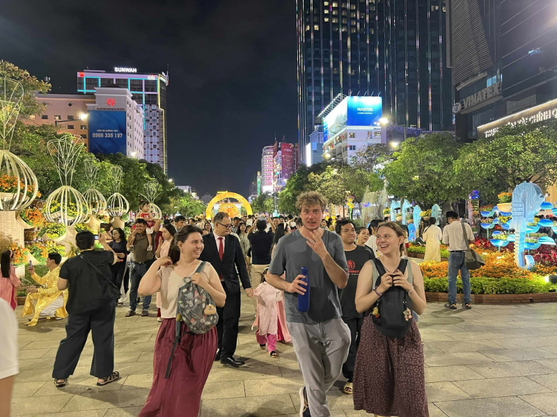 Khai mạc Đường hoa Nguyễn Huệ Tết Bính Ngọ 2026 -0