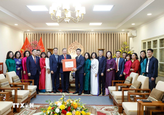 Tổng Bí thư dâng hương tại Khu Di tích Hoàng thành Thăng Long và Di tích nhà 67 -0