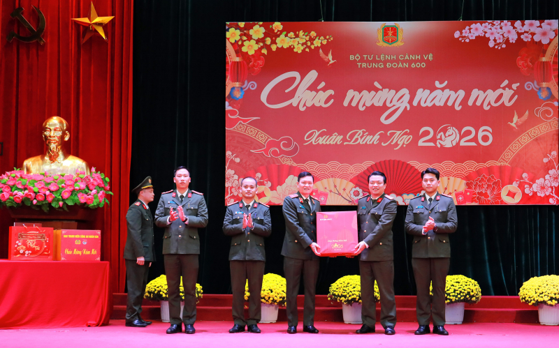 Trung ương Đoàn thăm, chúc tết Trung đoàn 600, Bộ Tư lệnh Cảnh vệ -0