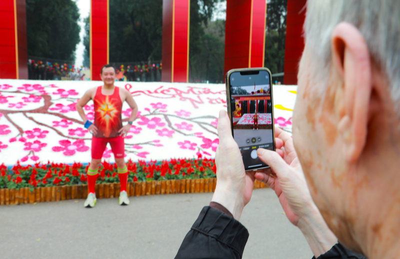 Hà Nội tĩnh lặng trong sáng mùng 1 Tết Bính Ngọ 2026 -0