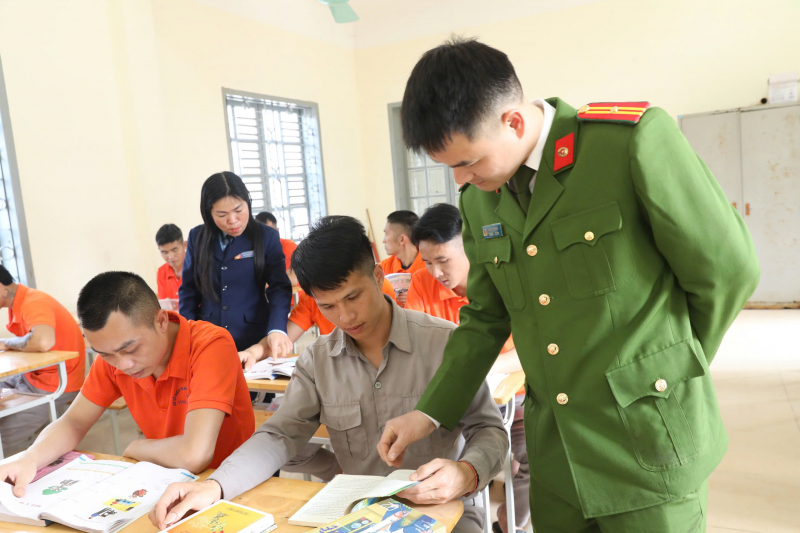 Thêm niềm hy vọng ngày Xuân -0