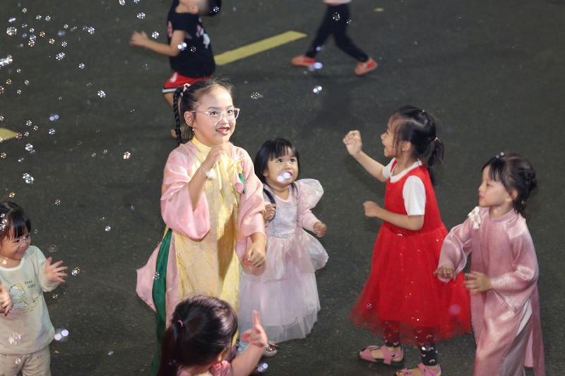 Đà Lạt rộn ràng chào đón năm mới -0