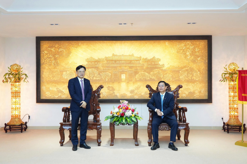 Thứ trưởng Bộ Công an Lê Quốc Hùng thăm, chúc Tết Công an TP Huế   -0