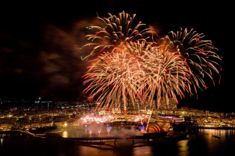 Tấp nập khách quốc tế ở Thị trấn Hoàng Hôn, Phú Quốc dịp Tết Nguyên đán -0