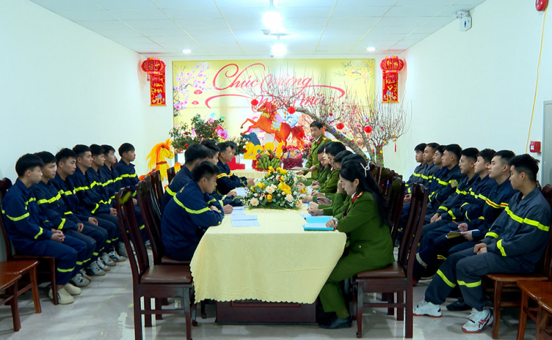 Giữ bình yên đón xuân về -0