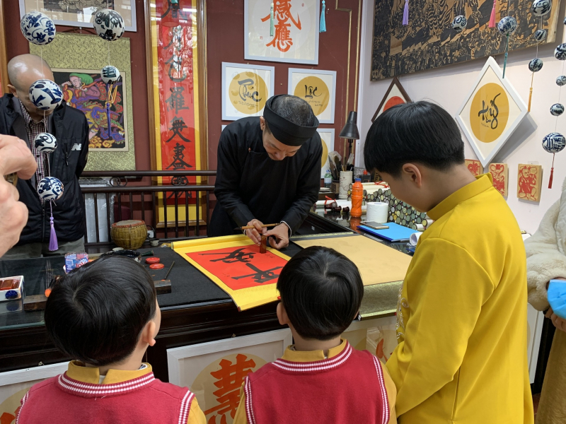 Nhiều đổi mới lễ hội ở Hà Nội: Miễn phí vé gửi xe, bỏ thu phí vào cửa -0