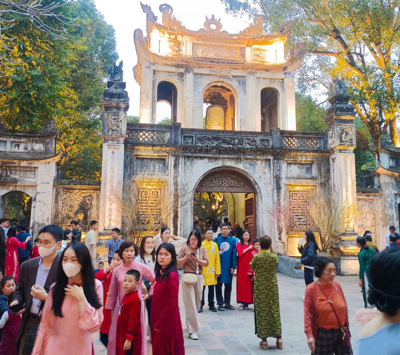 Đảm bảo an ninh, an toàn, phục vụ đông đảo khách du lịch trong dịp Tết -0