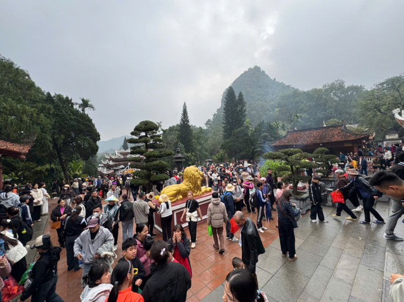 Hoàn tiền mua vé tham quan thắng cảnh Chùa Hương -0