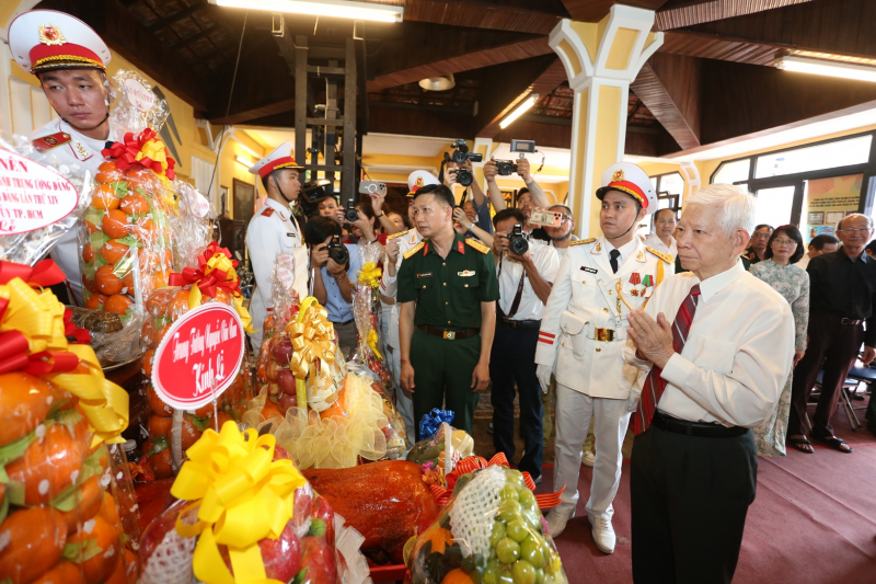 Lễ giỗ tập thể và dâng hương các Anh hùng Liệt sĩ hy sinh trong Xuân Mậu Thân 1968 -0