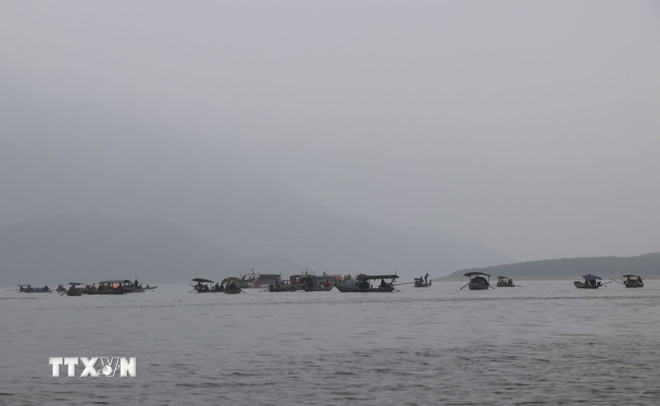 Thủ tướng yêu cầu khắc phục hậu quả vụ tai nạn nghiêm trọng trên hồ Thác Bà -0