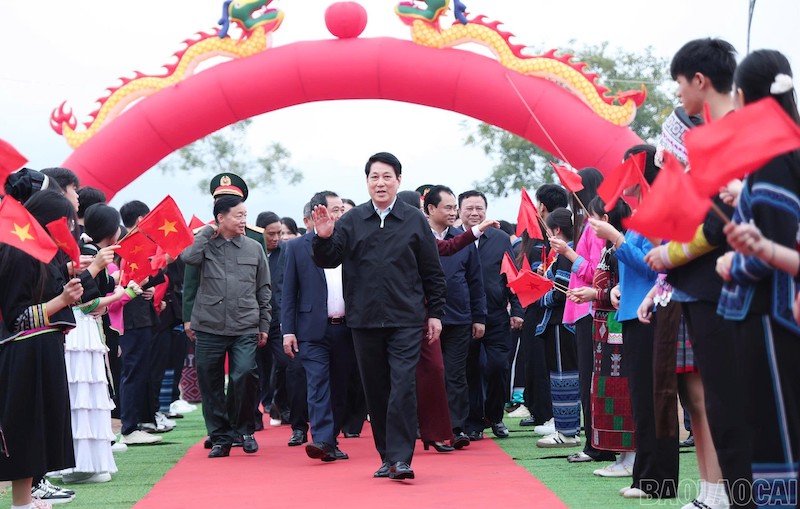 Chủ tịch nước Lương Cường dự và phát động “Tết trồng cây đời đời nhớ ơn Bác Hồ xuân Bính Ngọ năm 2026” tại tỉnh Lào Cai -1