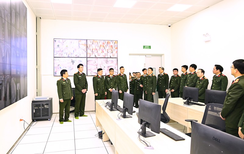 Xây dựng đội ngũ cán bộ kỹ thuật nghiệp vụ có tư duy đổi mới, sáng tạo -1