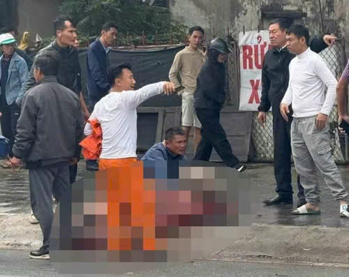 Nổ bình nén khí khiến 2 người thương vong -0