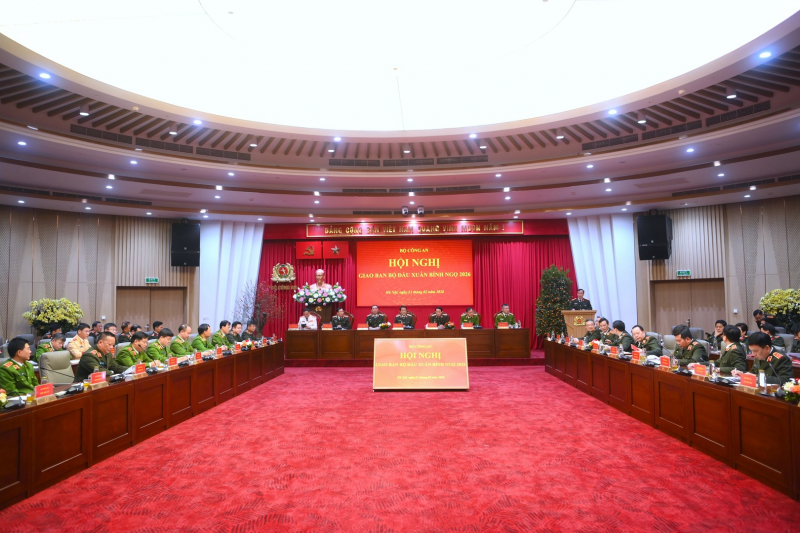 Bộ trưởng Lương Tam Quang: Công việc đánh giá bằng sản phẩm cụ thể và tác động xã hội thực chất -0