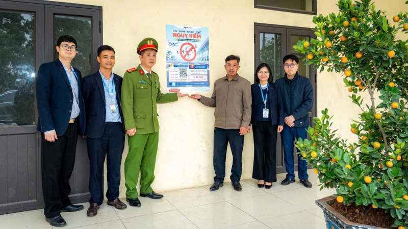 Hà Nội: Sân bay phối hợp cùng công an siết chặt quản lý UAV, Flycam  -0