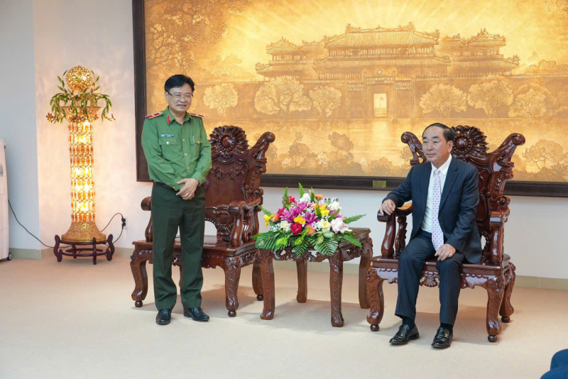 Thứ trưởng Trần Quốc Tỏ làm việc và thăm, chúc Tết Công an TP Huế -0