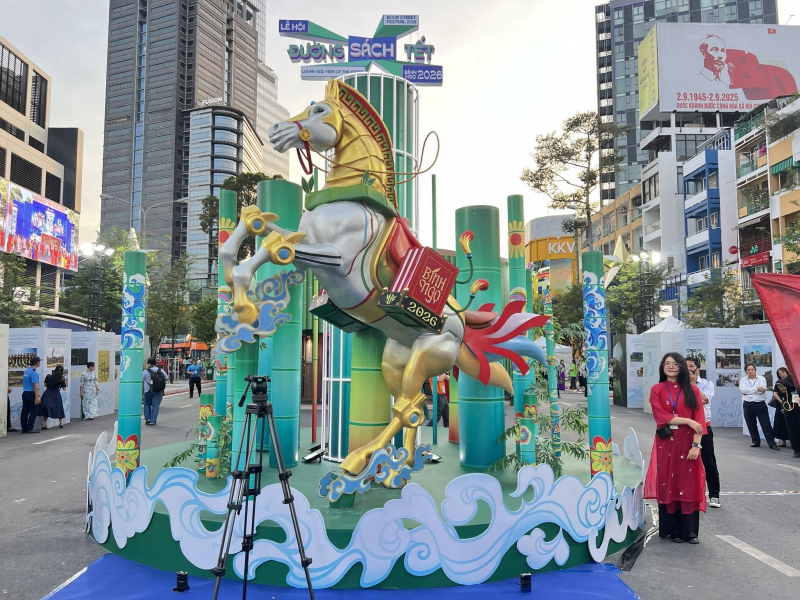 Lễ hội Đường sách Tết Bính Ngọ năm 2026 thu hút trên 1 triệu lượt người tham quan -0