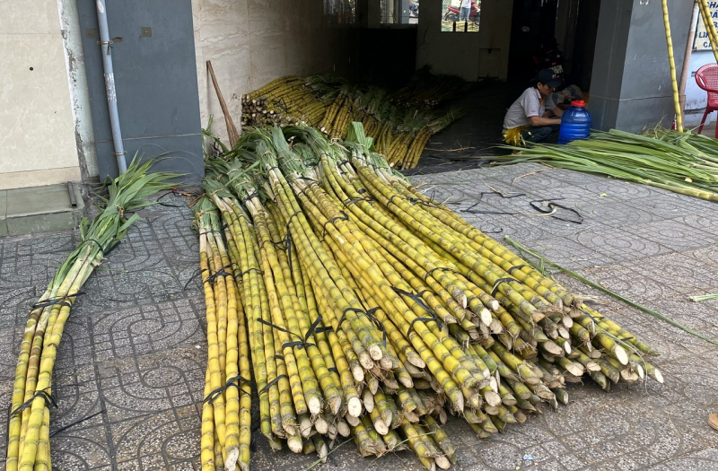 Lạ lùng chợ mía “vía trời” mùng 8 Tết chỉ họp chợ trong 2 ngày -1