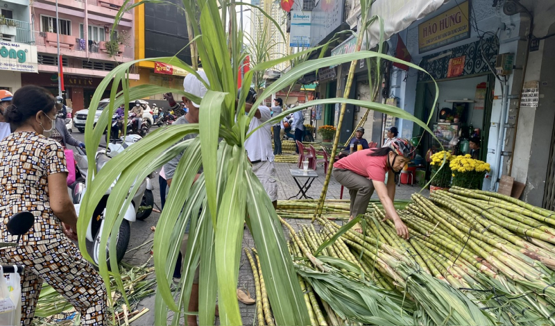 Lạ lùng chợ mía “vía trời” mùng 8 Tết chỉ họp chợ trong 2 ngày -6