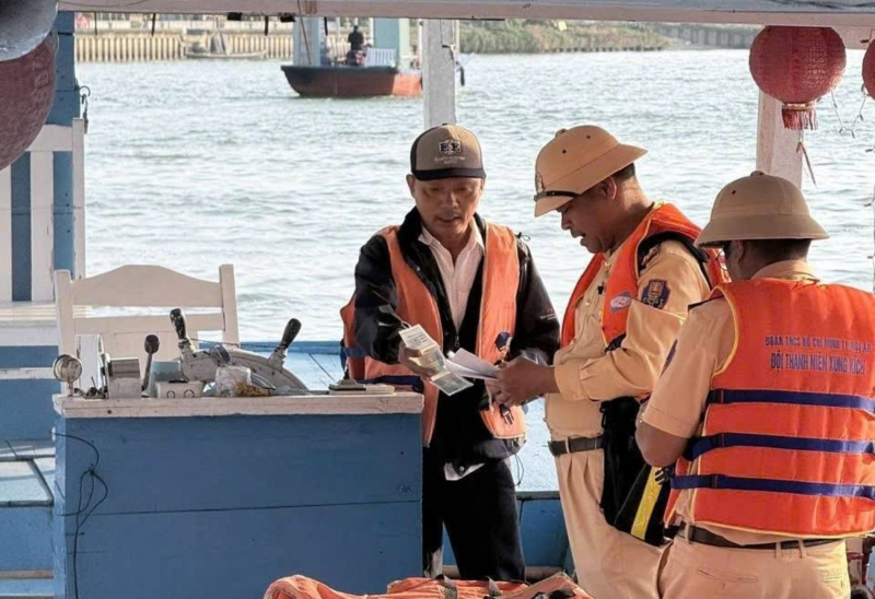 Đà Nẵng quyết liệt các giải pháp đảm bảo TTATGT đường thủy, giữ bình yên tuyến sông mùa lễ hội -1