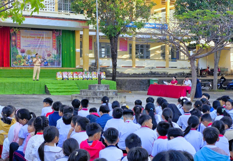 Vi phạm giao thông lứa tuổi học sinh tại Đồng Nai giảm mạnh -0