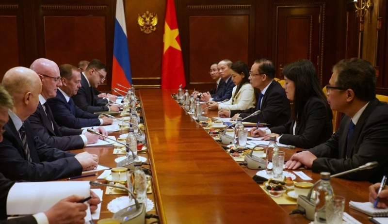 Party chief’s special envoy meets leaders of Russian parties in Moscow -0