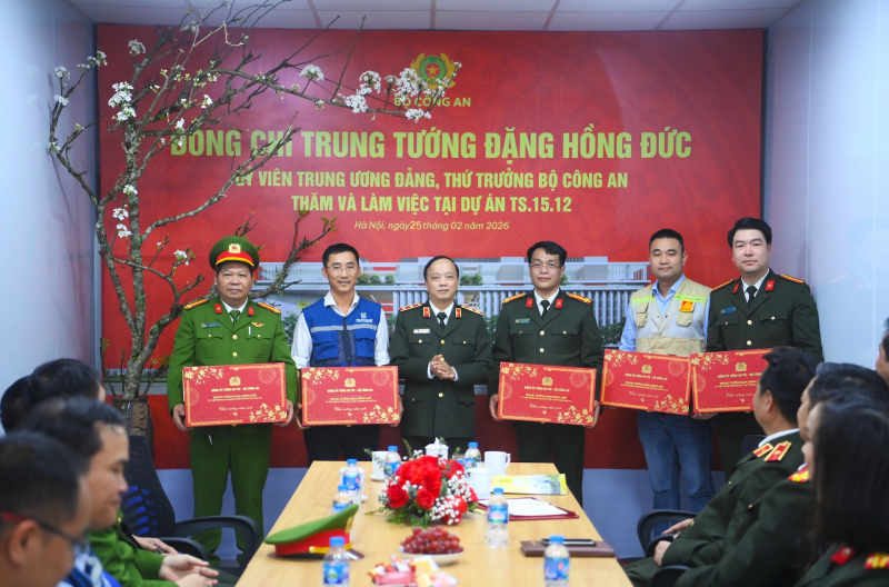 Thứ trưởng Đặng Hồng Đức kiểm tra tiến độ triển khai các dự án xây dựng của Bộ Công an -0