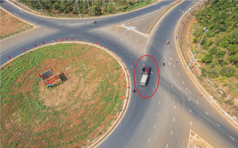 Cảnh báo mất ATGT trên tuyến đường nghìn tỷ ở Đắk Lắk -0