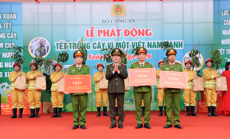 Bộ Công an phát động Tết trồng cây năm 2026 - Vì một Việt Nam xanh. -0