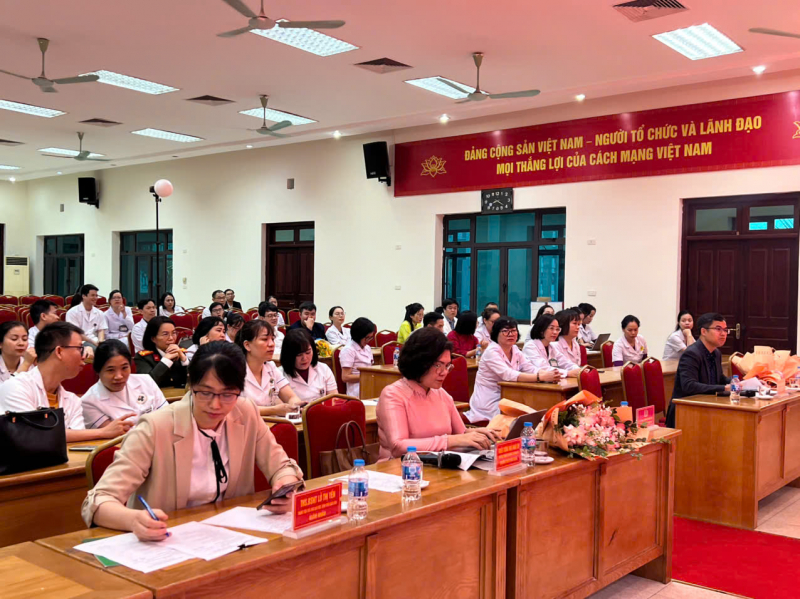 Nâng cao chất lượng ngoại ngữ cho đội ngũ y bác sĩ, đáp ứng hội nhập quốc tế -0