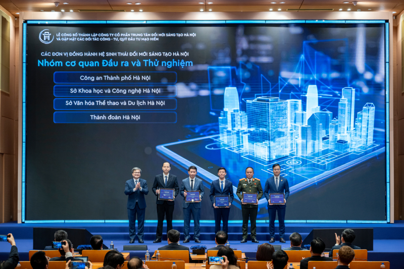 Nghiên cứu sử dụng thiết bị bay không người lái hỗ trợ đảm bảo an ninh trật tự -0