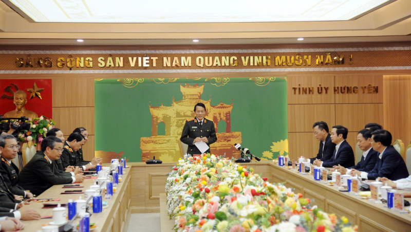 Bộ trưởng Lương Tam Quang thăm, chúc Tết đảng bộ, chính quyền và nhân dân tỉnh Hưng Yên -0