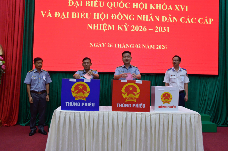 “Dù ở giữa biển, chúng tôi vẫn thực hiện đầy đủ quyền công dân” -2