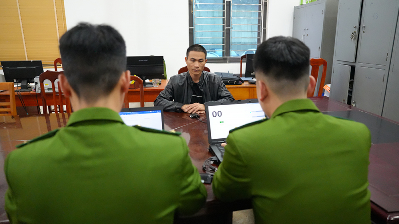 Khởi tố, bắt tạm giam lái tàu chở đá gây tai nạn ở Hồ Thác Bà -0