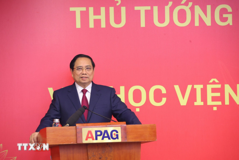 Thủ tướng: Quản trị hành chính công giữ vị trí bản lề trong toàn bộ tiến trình phát triển -0