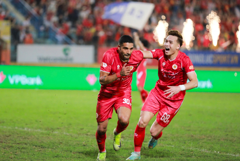 CLB Bóng đá Công an Hà Nội ngược dòng ấn tượng tại vòng 14 V.League 2025/26 -1