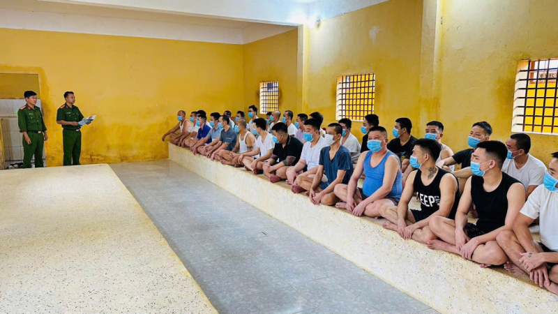 Tăng cường tuyên truyền bầu cử Đại biểu Quốc hội và HĐND các cấp cho người bị tạm giữ, tạm giam -2