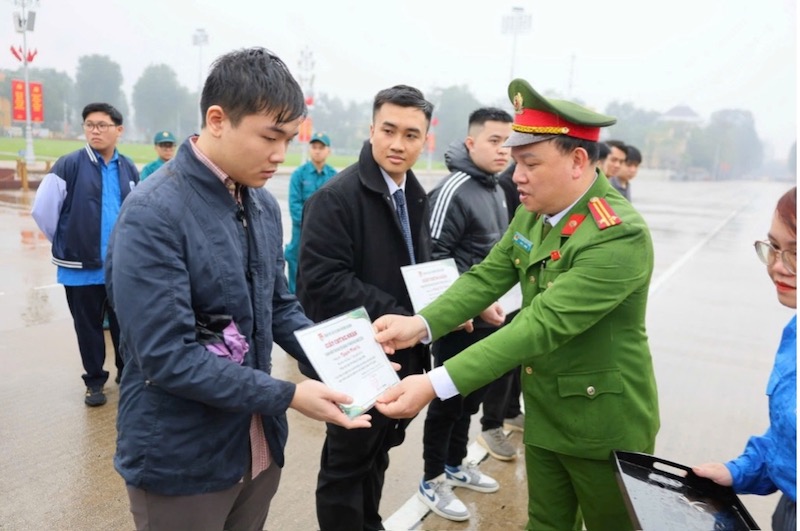 Công an TP Hà Nội động viên công dân lên đường thực hiện nghĩa vụ Công an nhân dân -0