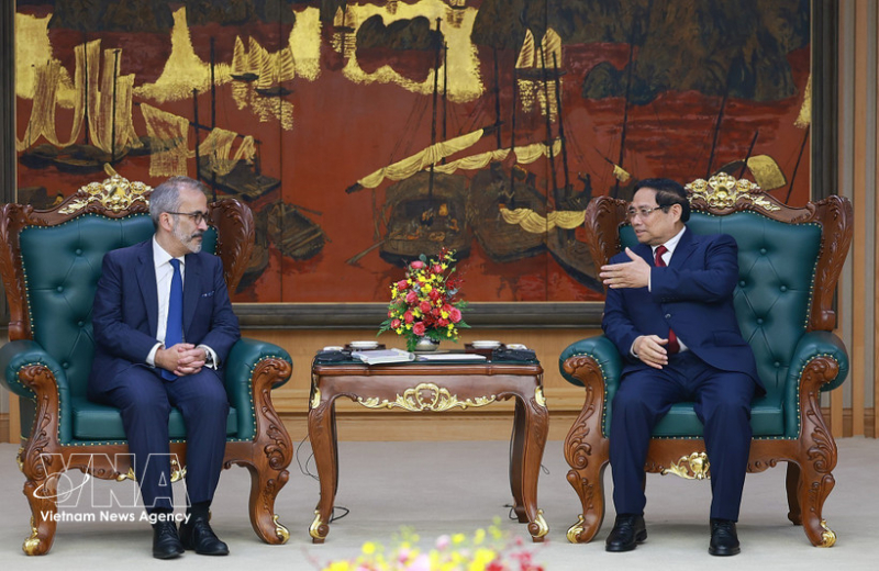 Vietnam wants to further deepen multifaceted ties with Portugal: PM -0