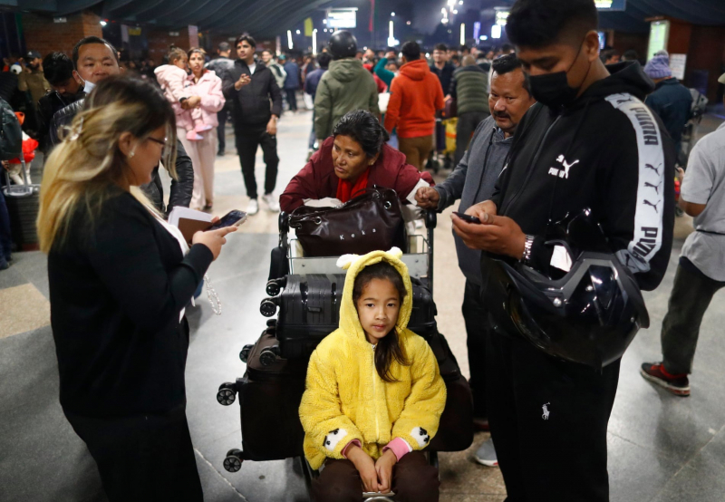 Không phận Trung Đông tê liệt sau đòn tấn công Iran, hơn 1.000 chuyến bay bị hủy -0