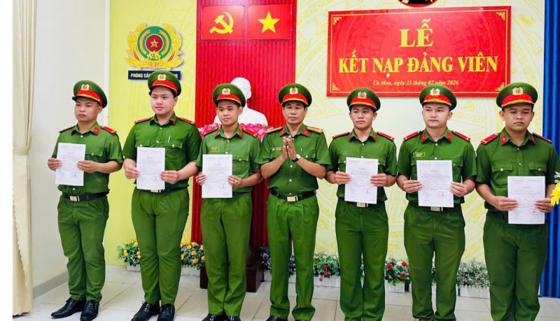 Công an Cà Mau phát triển toàn diện chiến sĩ nghĩa vụ xuất ngũ -0