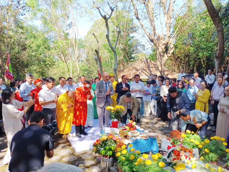 Tưởng niệm 83 năm ngày bác sĩ A Yersin về cõi vĩnh hằng -0