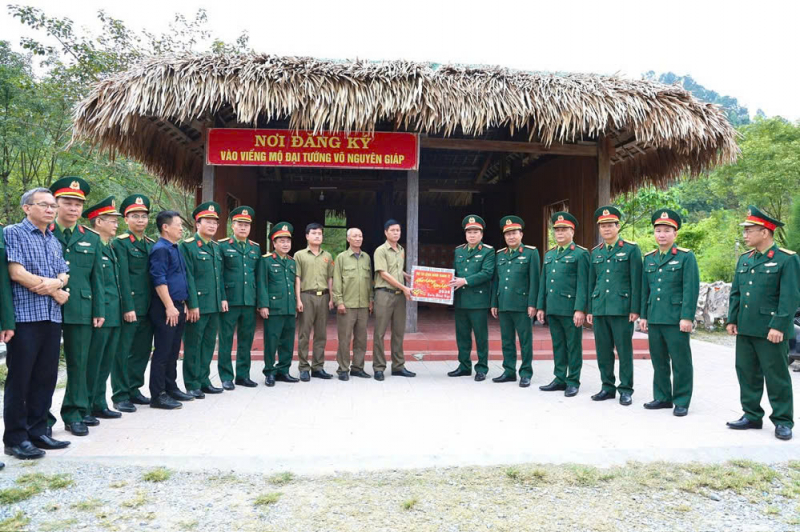 Tri ân các địa chỉ đỏ trên tuyến đường Trường Sơn huyền thoại -0