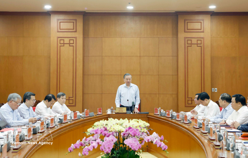 Party chief calls for resolute fight against “internal enemy” with new thinking, approaches -0